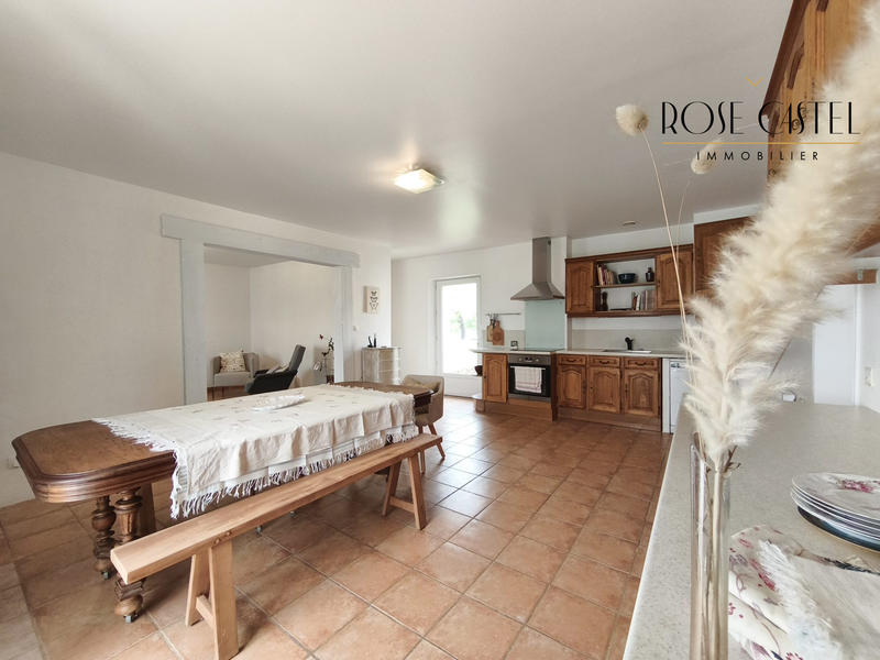 Maison - 200 m² - 7 pièces