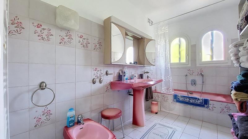 Maison - 130 m² - 4 pièces