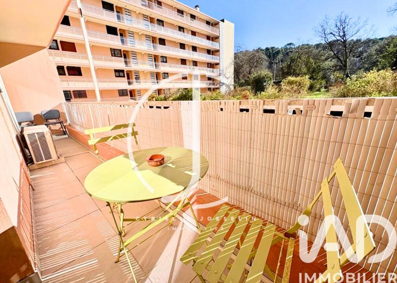 Appartement - 71 m² - 4 pièces