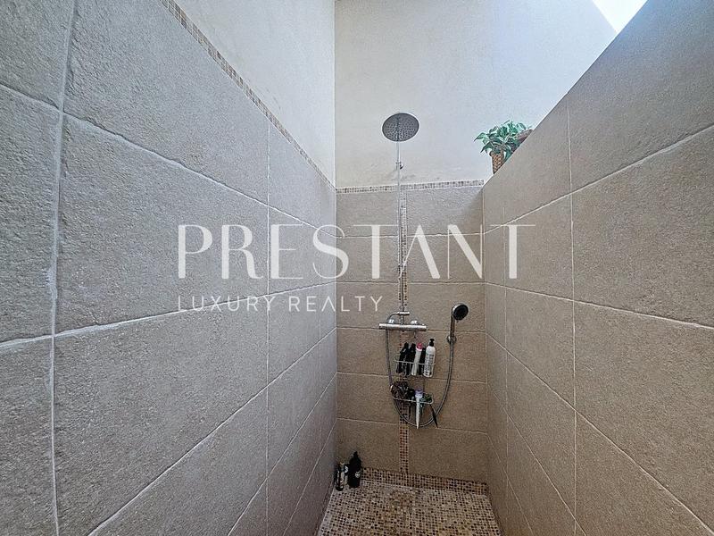 Maison - 152 m² - 5 pièces