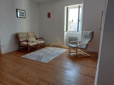 Maison de village - 83 m² - 4 pièces