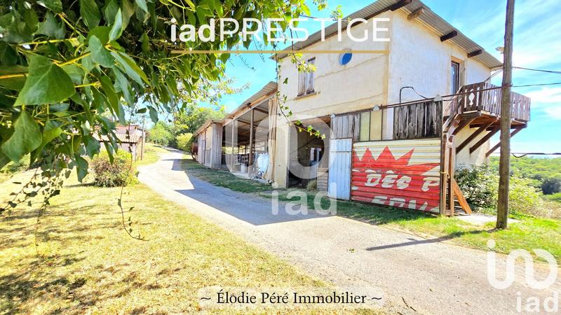 Maison - 236 m² - 6 pièces