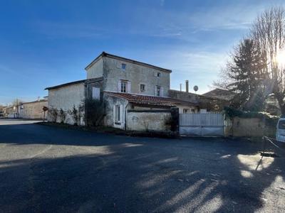 Maison - 197 m² - 11 pièces