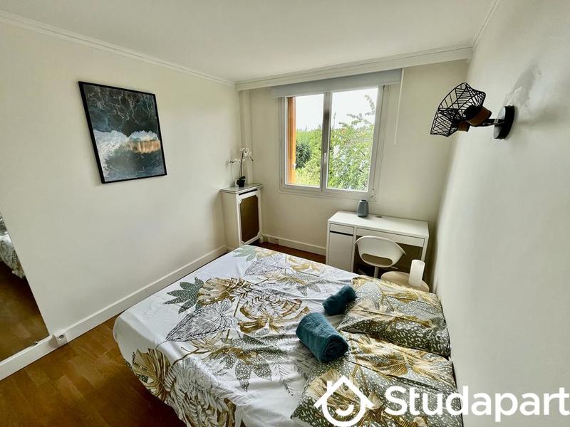 Chambre - 10 m² - 1 pièce