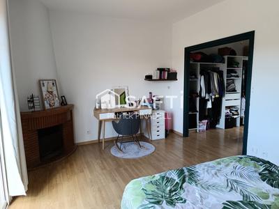 Maison - 160 m² - 5 pièces