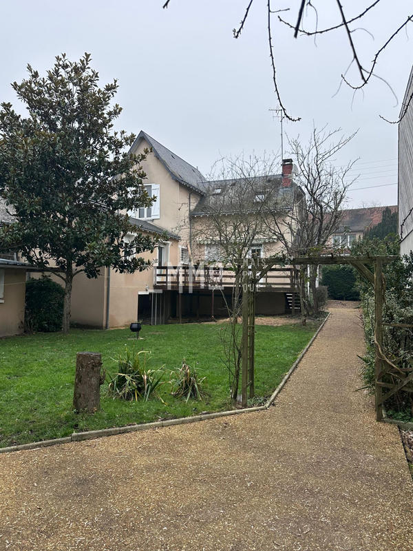 Maison - 110 m² - 6 pièces