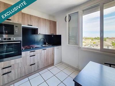 Appartement - 80 m² - 5 pièces