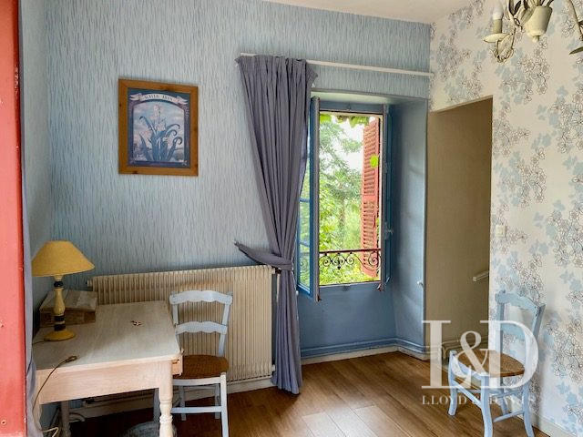 Maison ancienne - 500 m² - 21 pièces