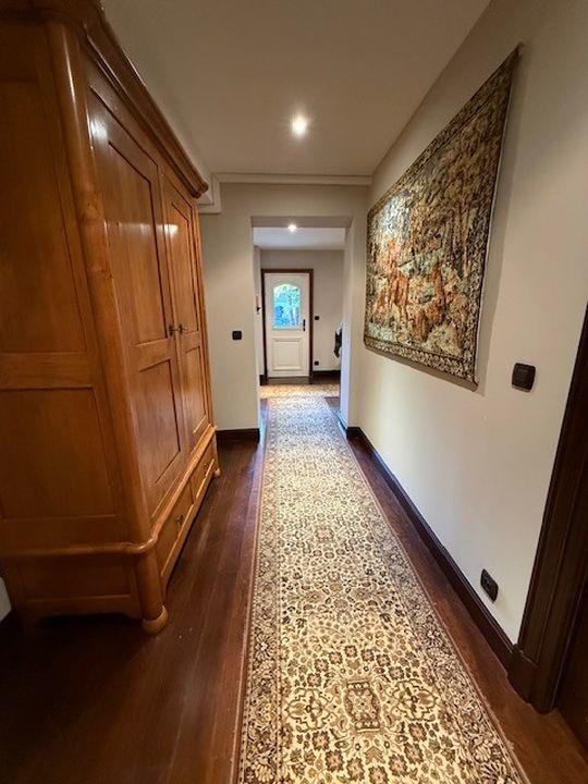 Demeure - 710 m² - 15 pièces