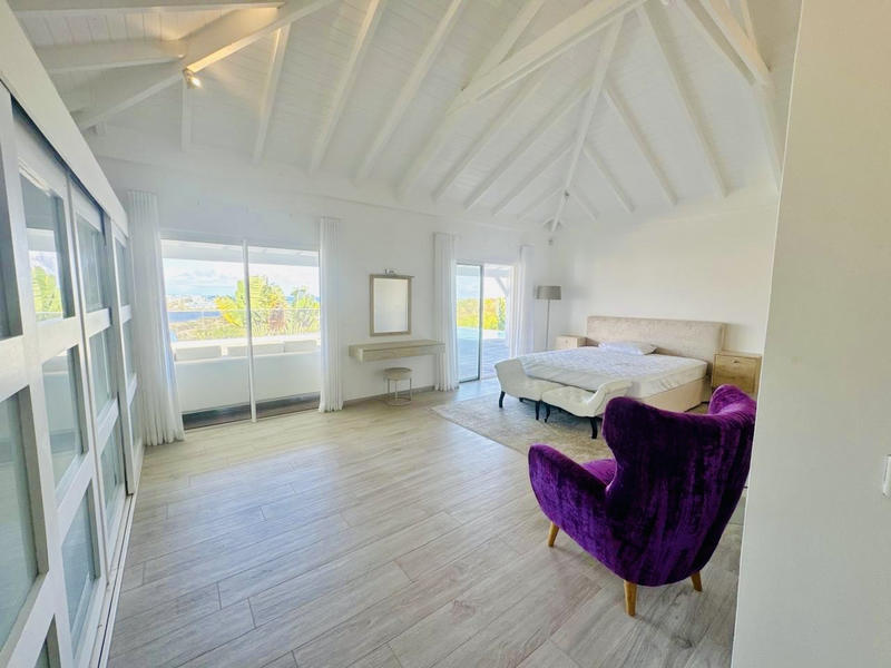 Villa - 250 m² - 5 pièces