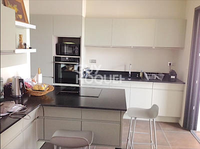 Maison - 166 m² - 4 pièces