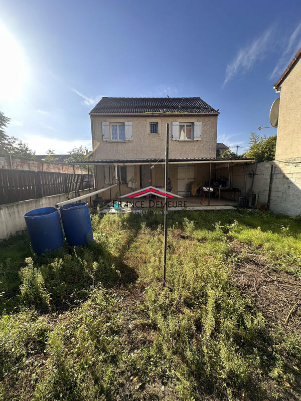 Maison contemporaine - 151 m² - 6 pièces