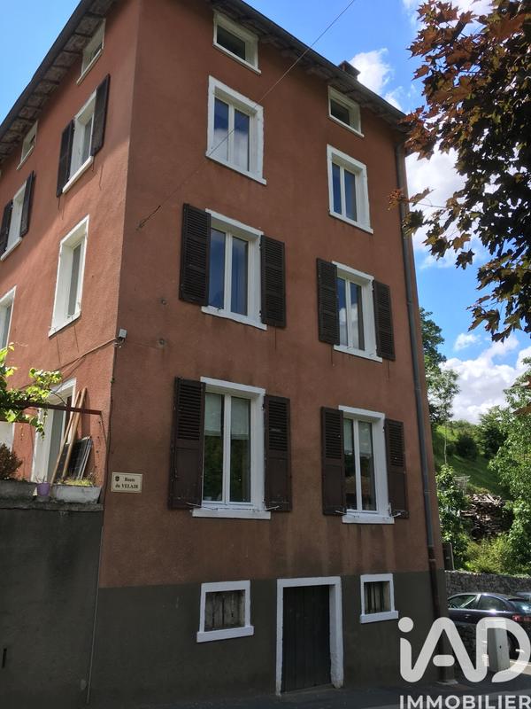 Maison - 227 m² - 8 pièces