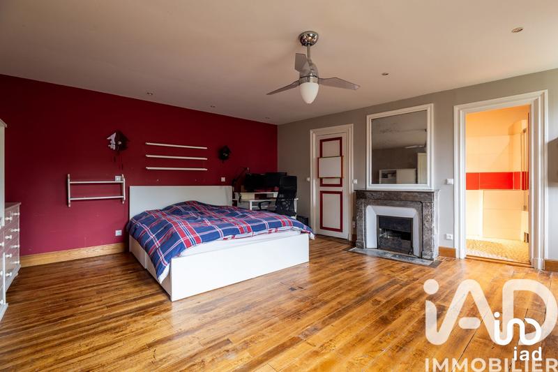 Maison - 280 m² - 13 pièces