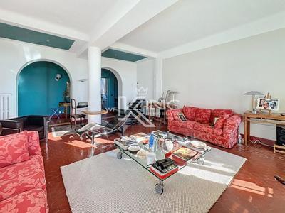 Appartement - 134 m² - 3 pièces