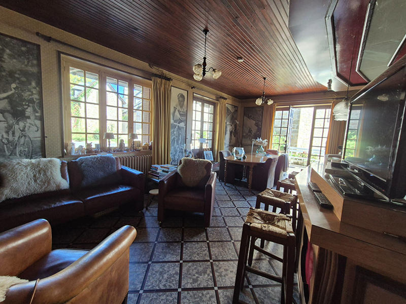 Immeuble - 419 m² - 11 pièces