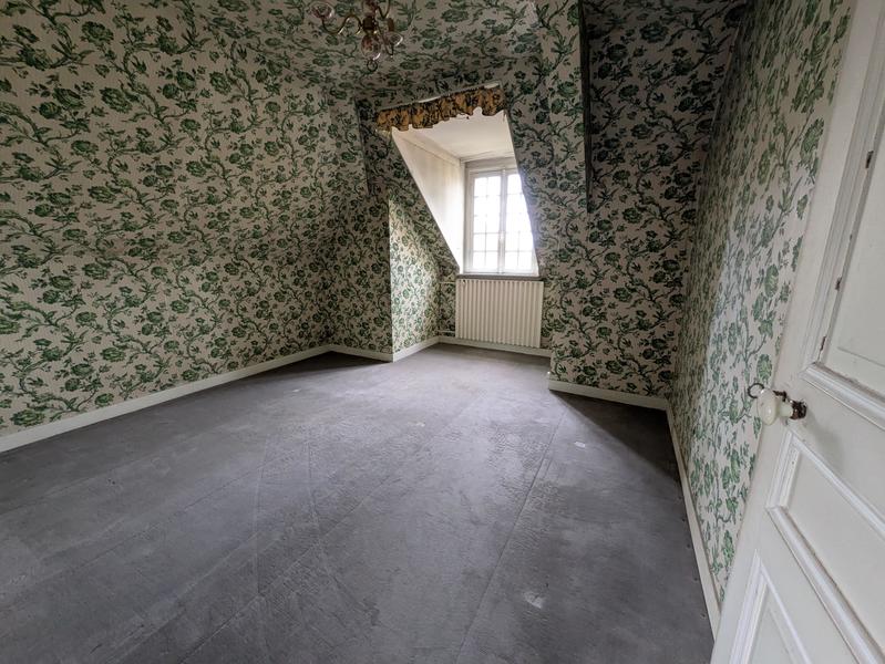 Maison ancienne - 185 m² - 8 pièces