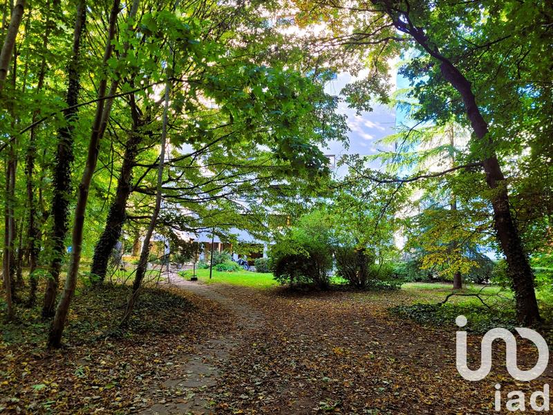 Appartement - 90 m² - 4 pièces