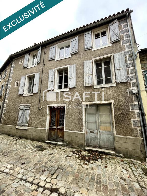 Maison - 160 m² - 10 pièces