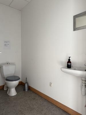 Local d'activités - 95 m² - 3 pièces