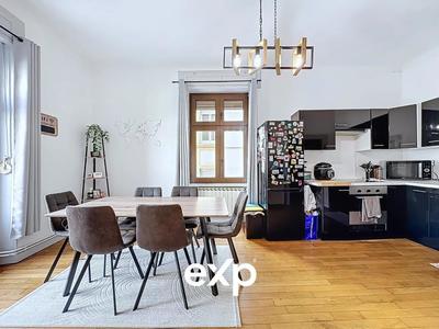 Appartement - 75 m² - 3 pièces