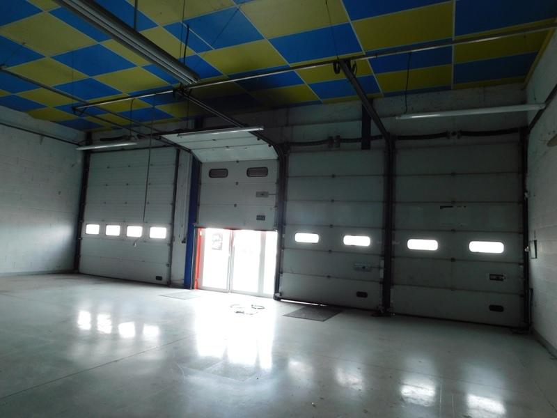 Bureau - 564 m² - 1 pièce