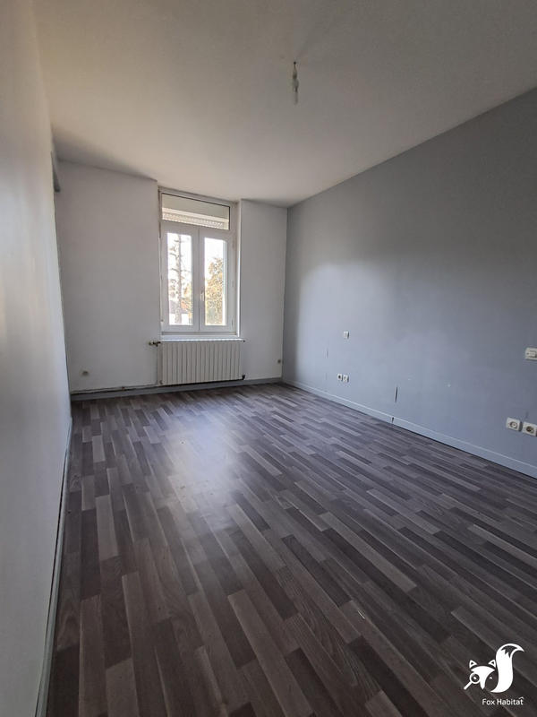 Maison - 175 m² - 9 pièces
