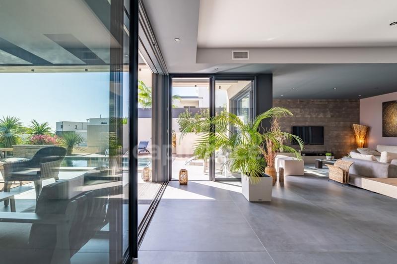 Maison - 180 m² - 6 pièces