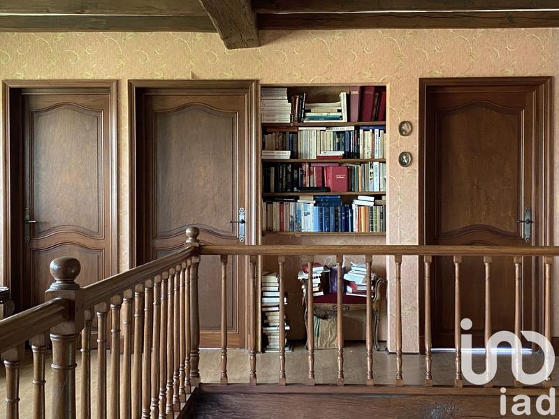 Maison - 230 m² - 7 pièces