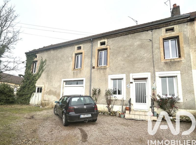 Maison - 102 m² - 4 pièces