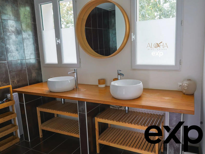 Maison - 140 m² - 6 pièces