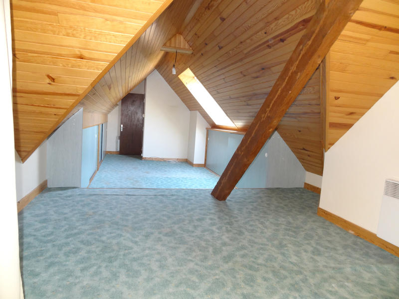 Maison - 106 m² - 5 pièces