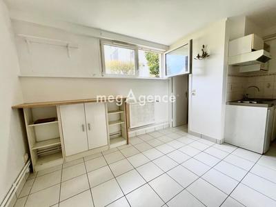 Appartement - 14 m² - 1 pièce
