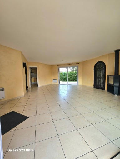 Maison - 121 m² - 6 pièces