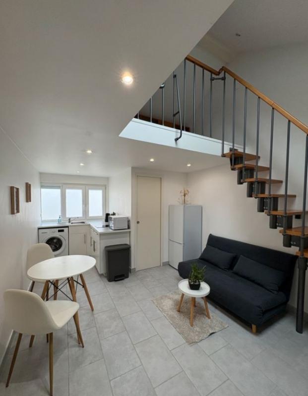 Studio - 16 m² - 1 pièce