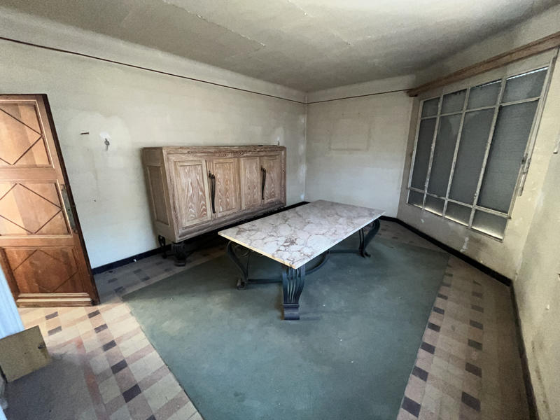 Maison - 401 m² - 13 pièces