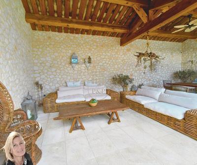 Maison - 165 m² - 5 pièces