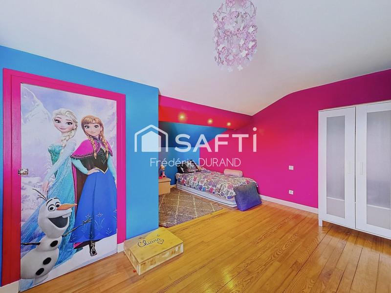 Maison - 141 m² - 5 pièces