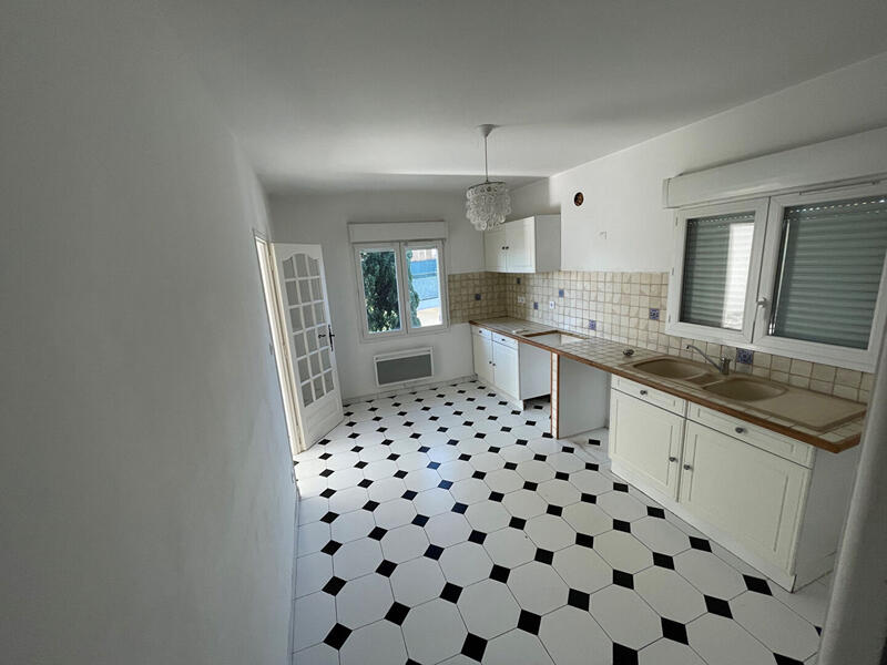 Appartement - 110 m² - 4 pièces