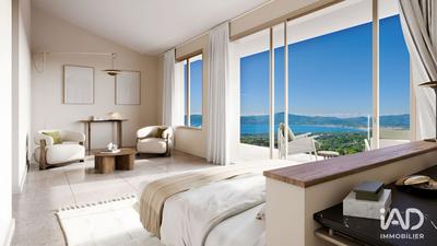 Maison - 384 m² - 6 pièces