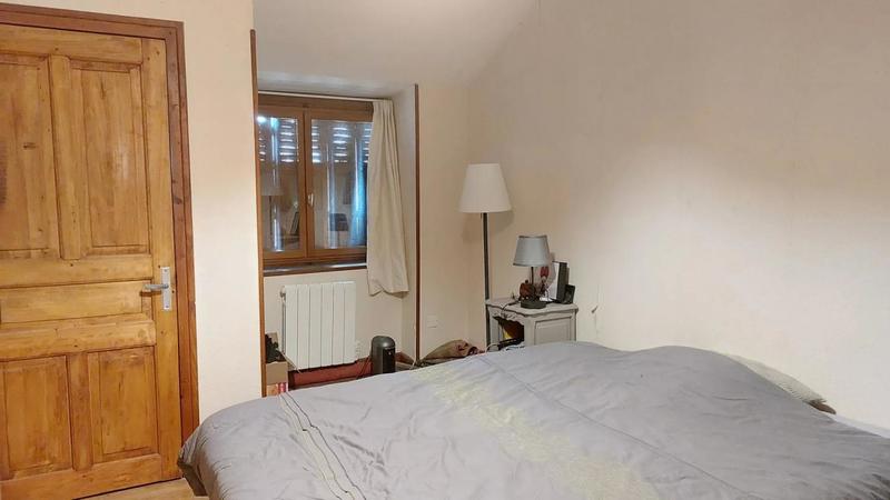 Maison en pierre - 94 m² - 4 pièces