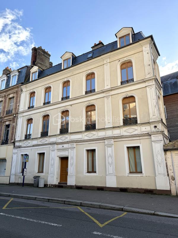 Immeuble - 205 m² - 10 pièces