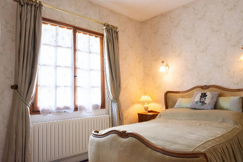 Maison - 276 m² - 13 pièces