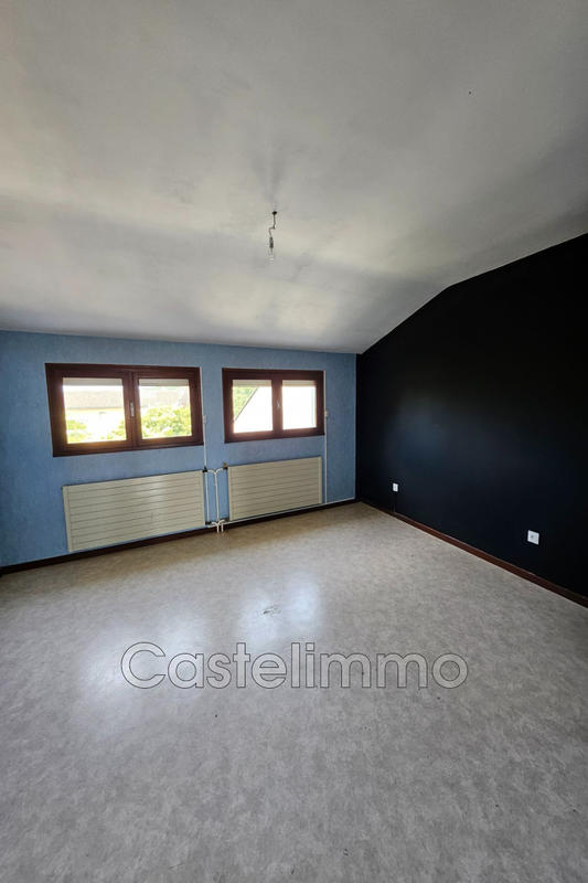 Maison - 211 m² - 4 pièces