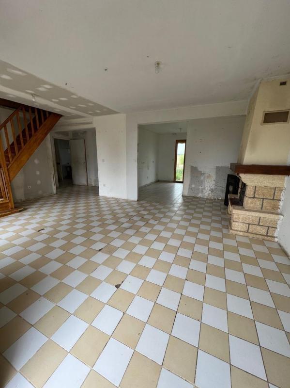 Maison - 96 m² - 5 pièces