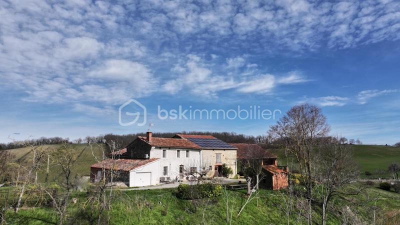 Corps de ferme - 145 m² - 5 pièces