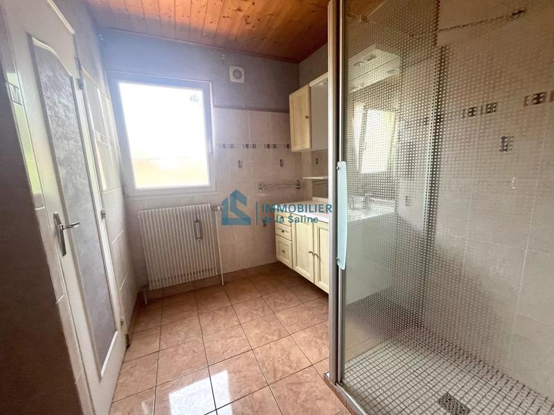 Maison - 266 m² - 12 pièces