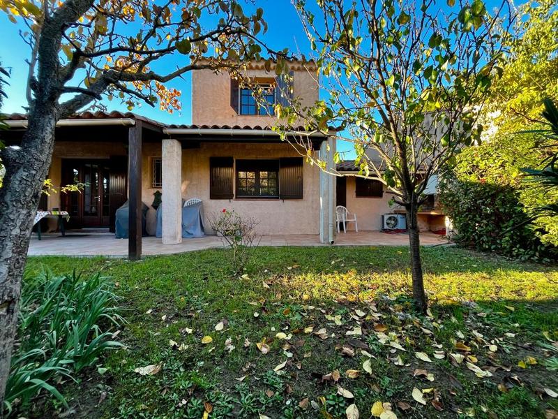 Maison - 114 m² - 5 pièces