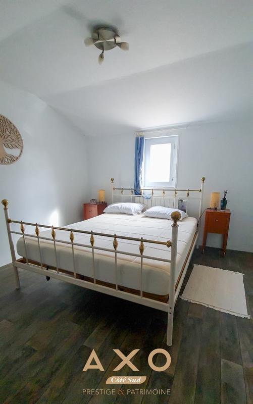 Maison - 251 m² - 8 pièces