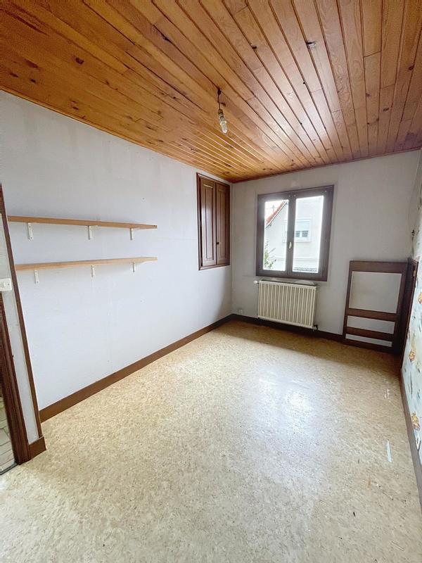 Maison - 100 m² - 5 pièces